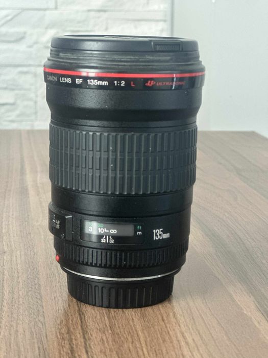 Обектив Canon 135mm f2