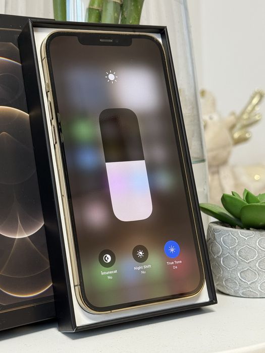 iPhone 12 Pro Max - Gold - 90% - Impecabil - Liber de retea