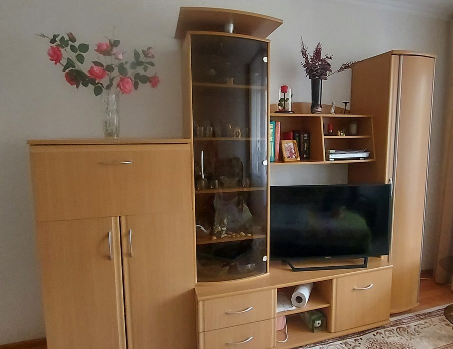 В связи с переездом продаю мебель в идеальном состоянии.