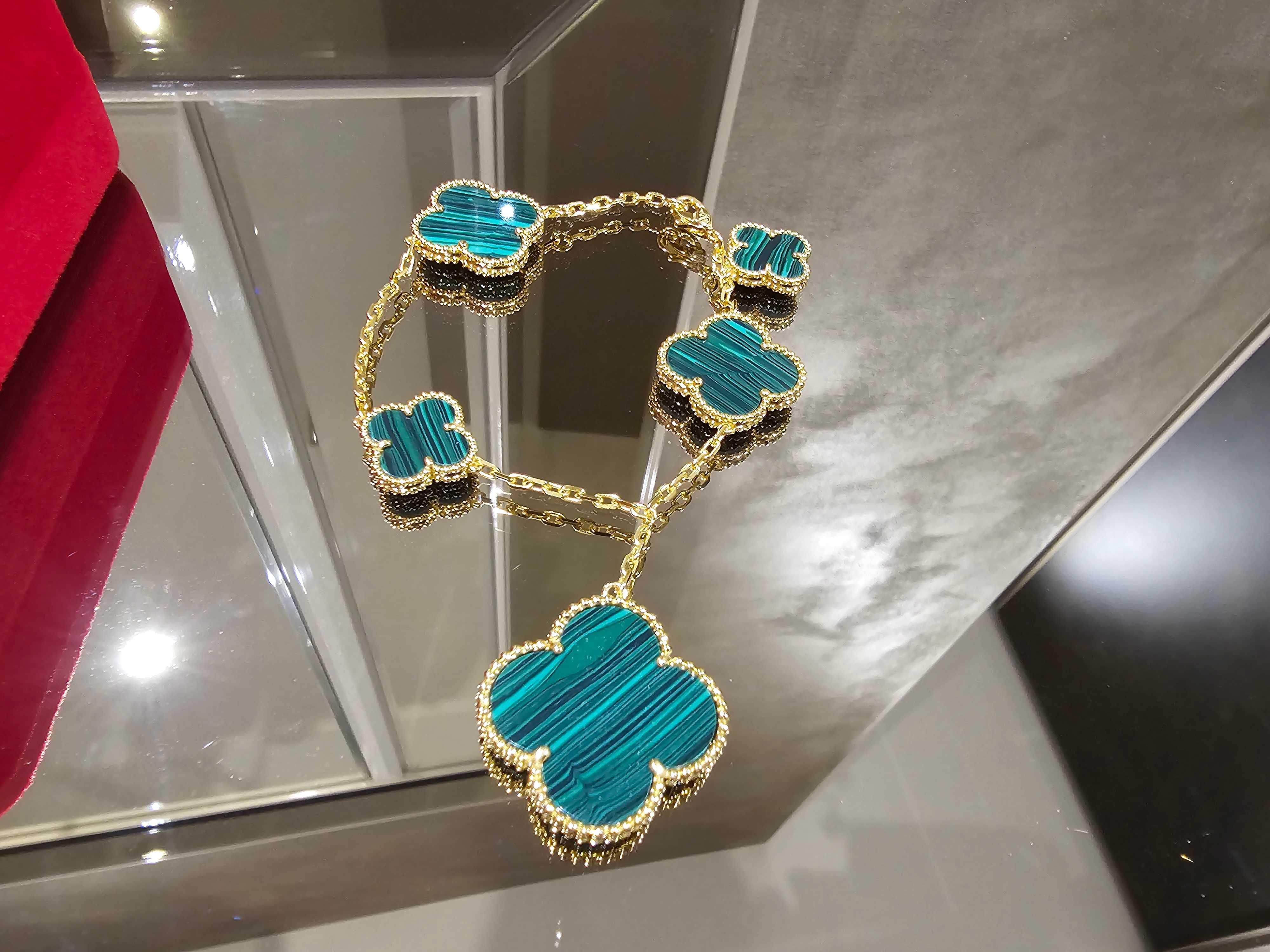 Van Cleef & Arpels VCA 5 Motifs Magic Alhambra Green Дамска Гривна