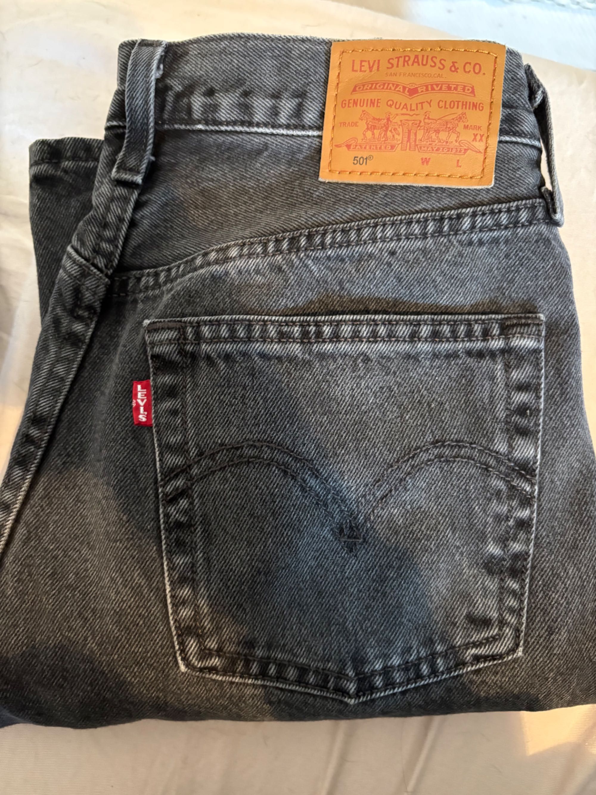 Оригинални дънки Levis