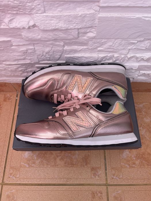 Adidași New Balance WL373GA2