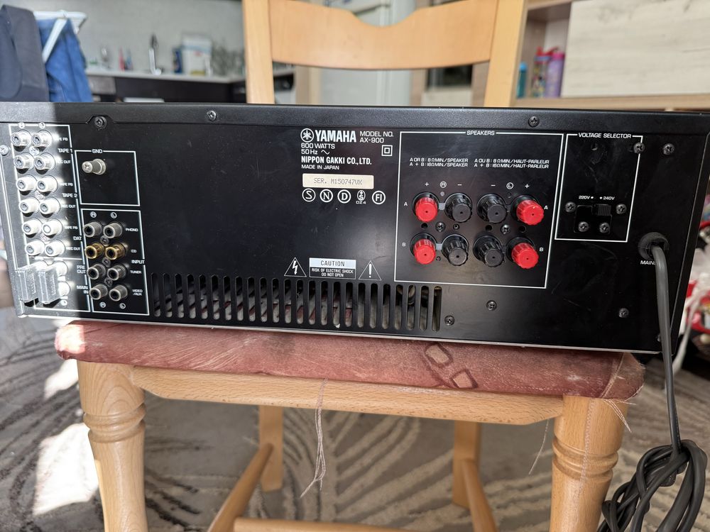 Yamaha AX-900 Качествен стерео усилвател