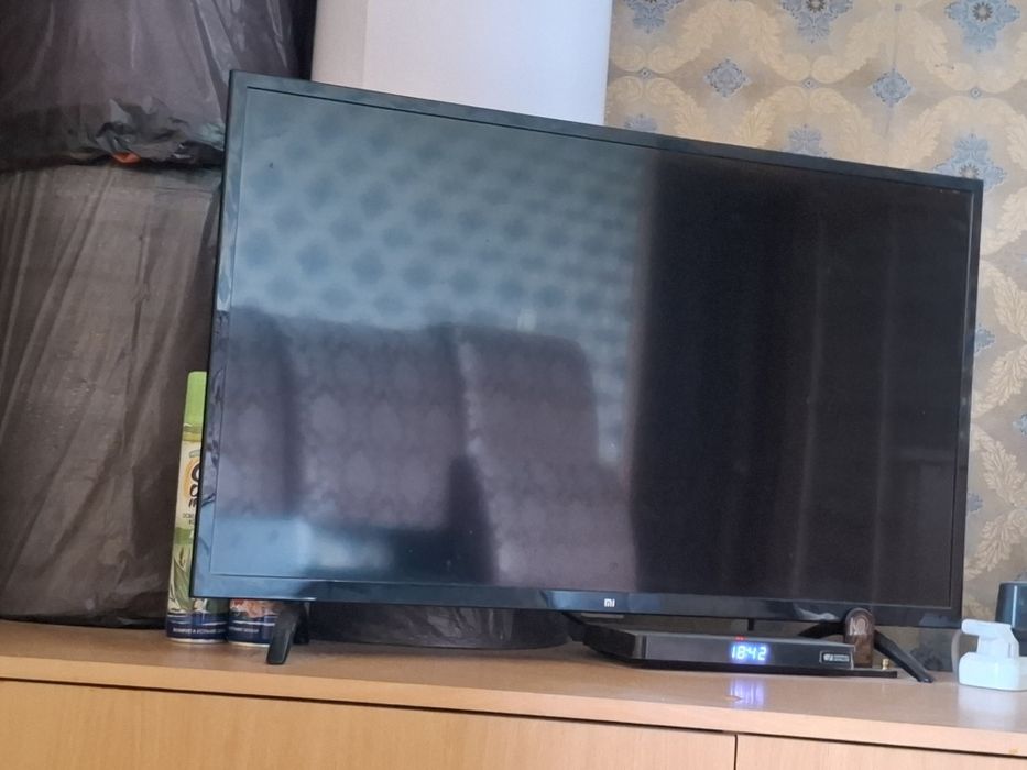 Телевизор  рабочий почти новый