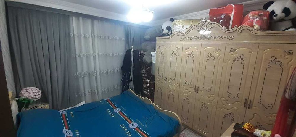 Такачи. 1 / 4 / 4 комнат. Общежитие 19 м2. Ор-р. Урикзор.