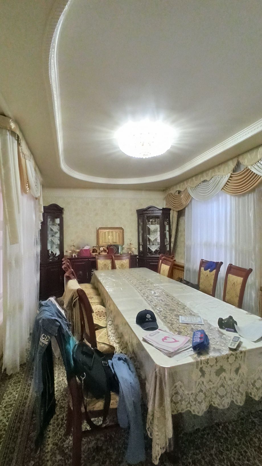 Ховли уй сотилади Коракамиш Мевазор