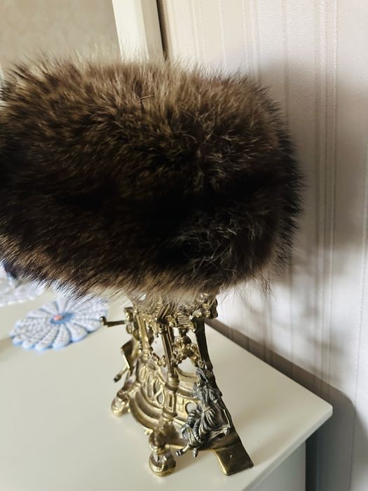 Caciula eleganta de dama , din blana naturala