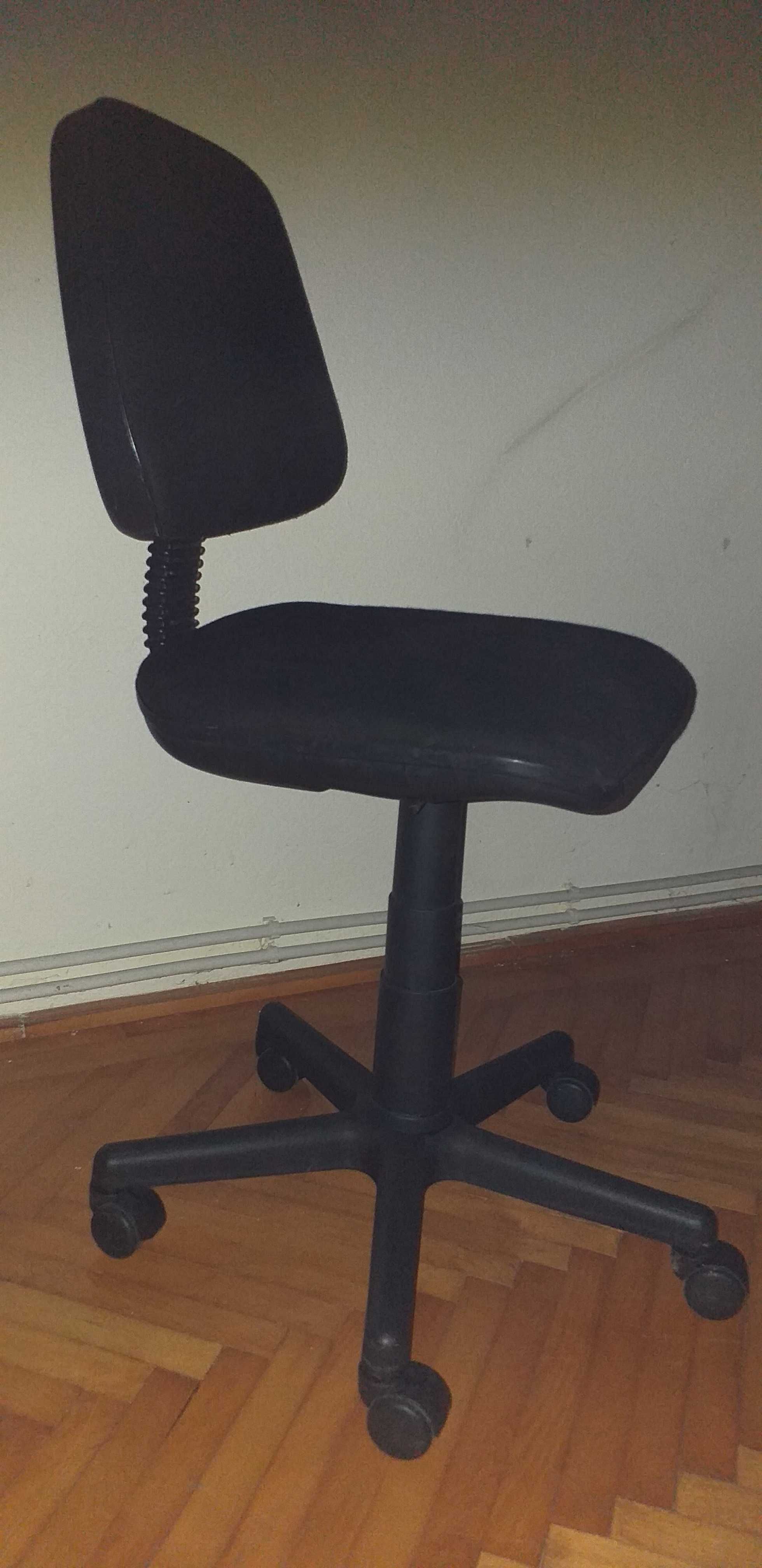 Scaun rotativ pentru birou
