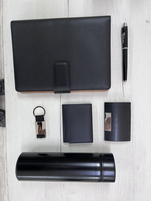 Креативные решения по корпоративным подаркам