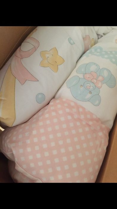 Червени кадифе възглавници Ikea/Камбанка/Disney;завивка/чаршаф бебе