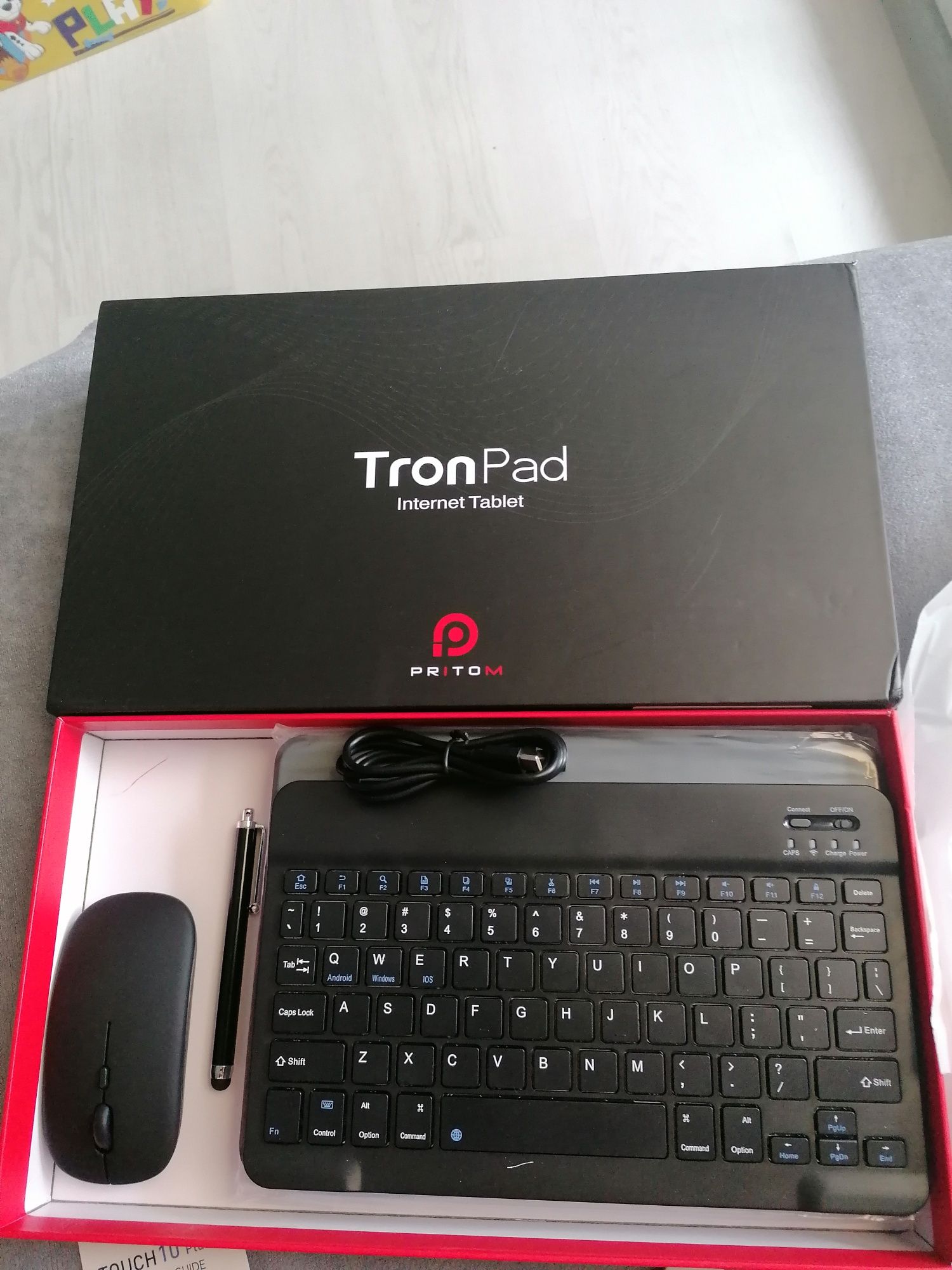 Таблет TUOUCH 10 Plus Андроид 14