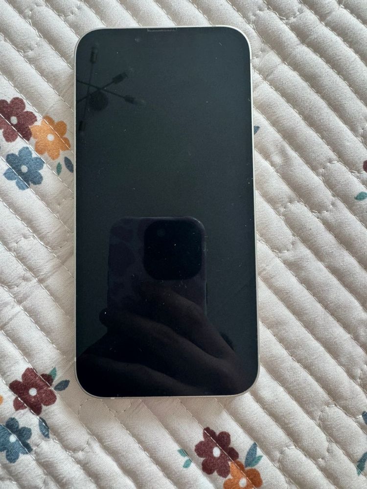 Iphone 13 белого цвета