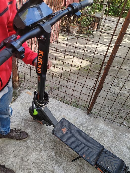 Kukirin G2  Trotineta