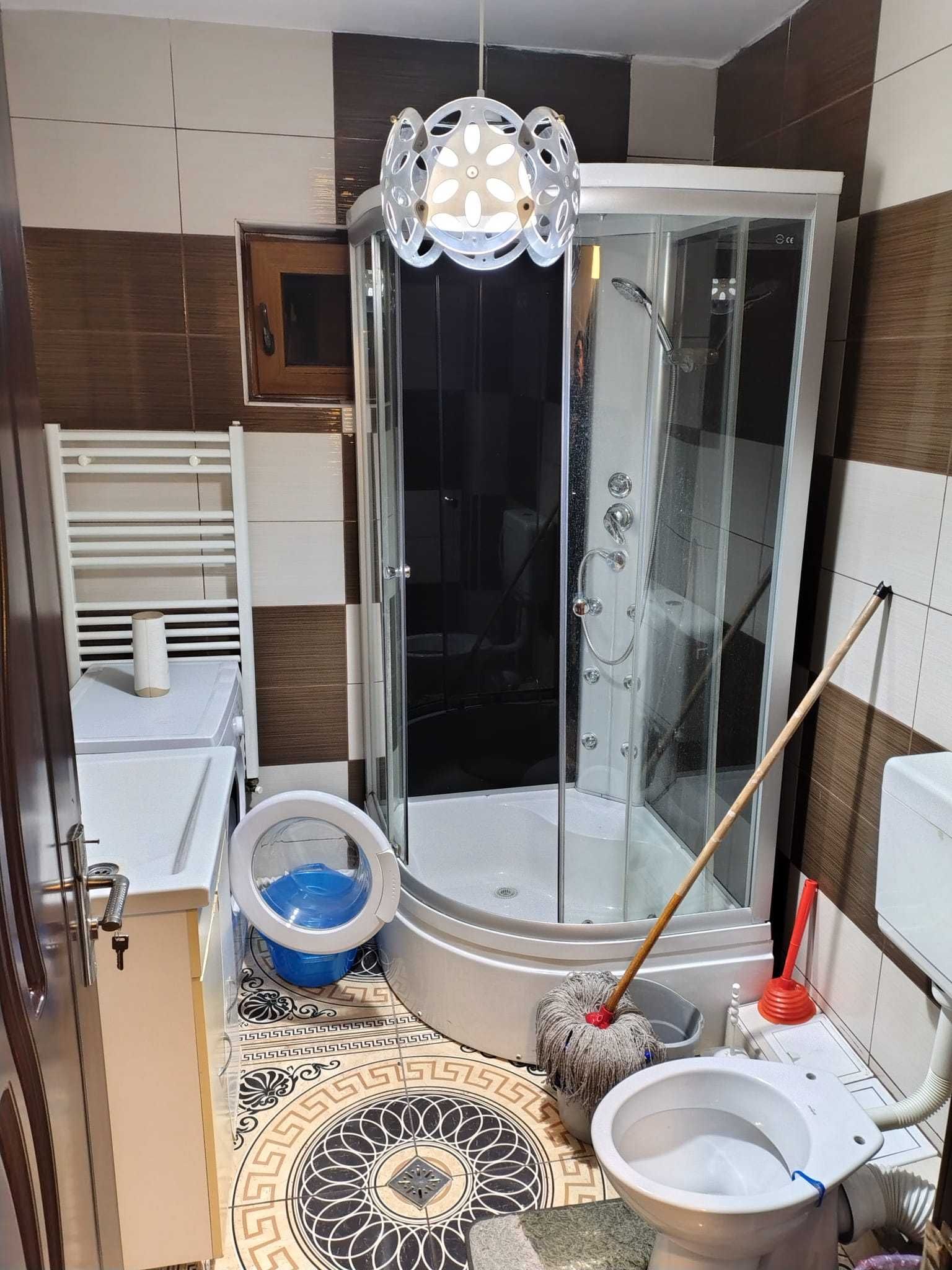 Vând apartament 3 camere+mansardă