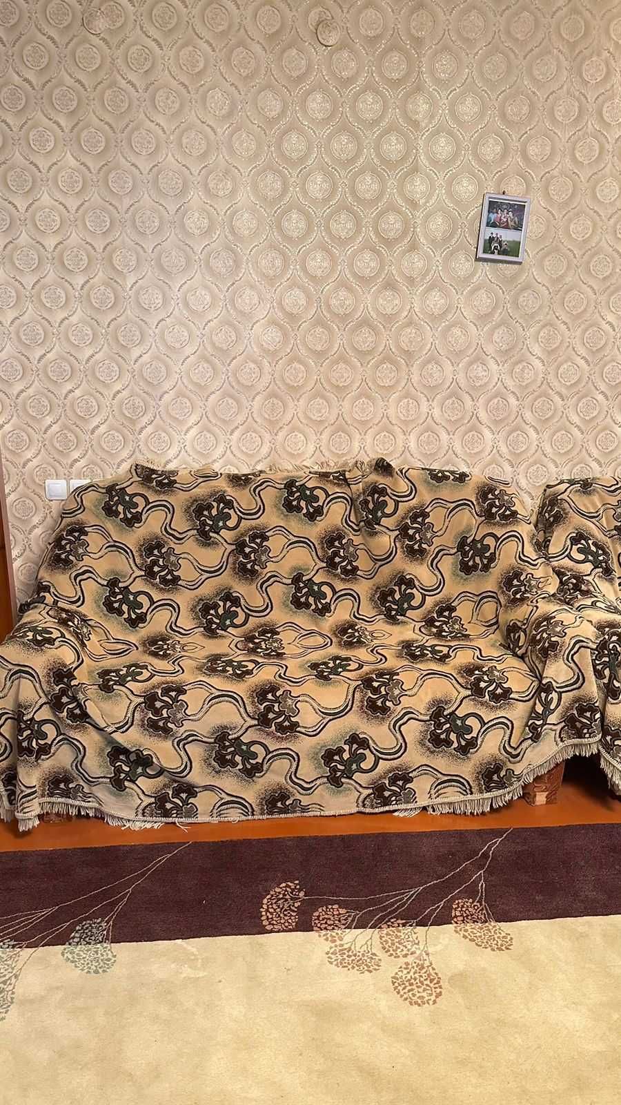 Диван и два кресло