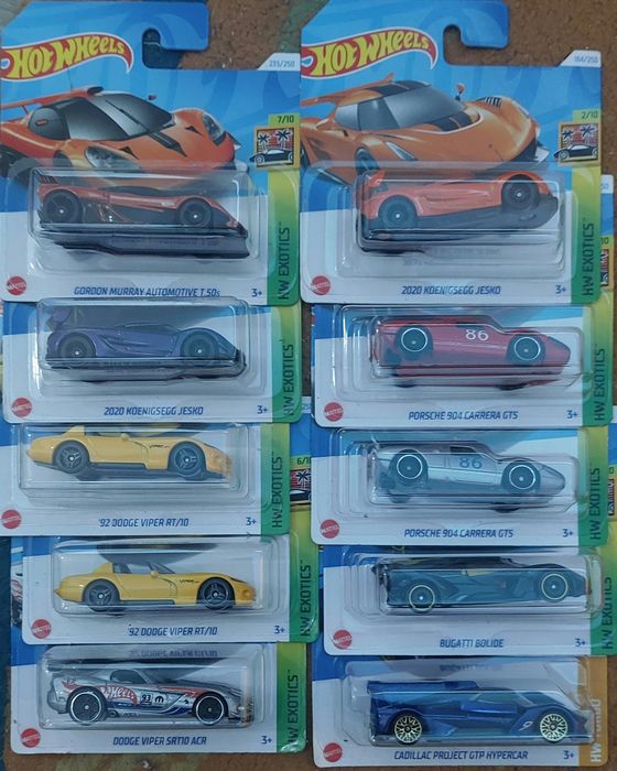 Machete Hot wheels sigilate de vânzare. Predare personala sau Easybox