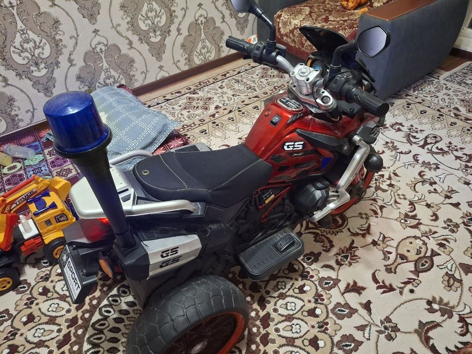 Мотоцикл детский  состояние новое продажа срочно.