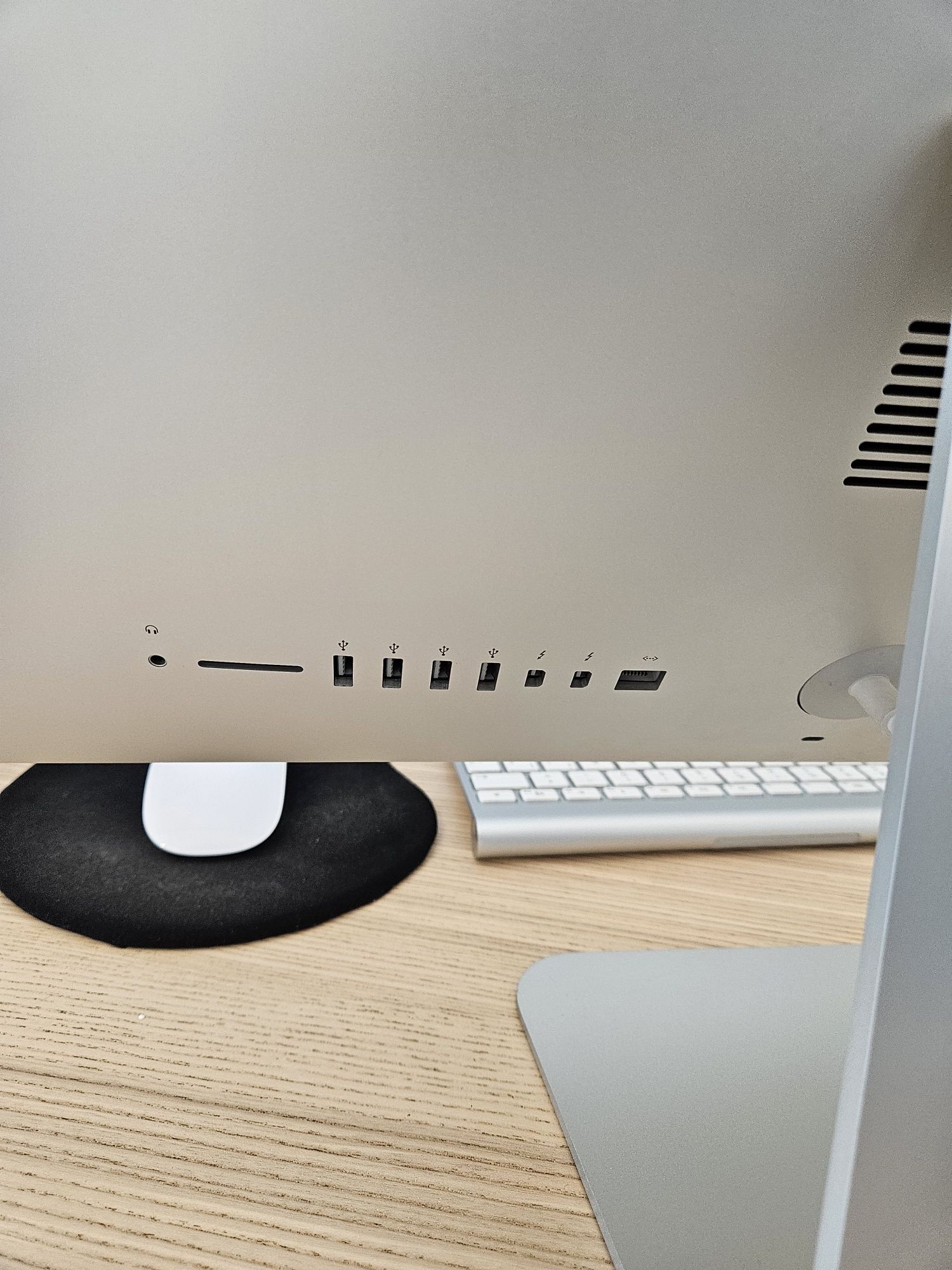 iMac, 21.5 inch, i5, 8GB, 1T, 2013