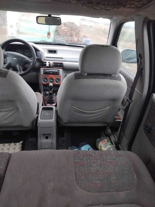 Vând land ROVER cu motor de 2000