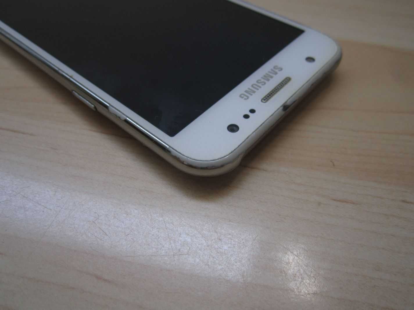 Samsung Galaxy J5 (2015) - отличен