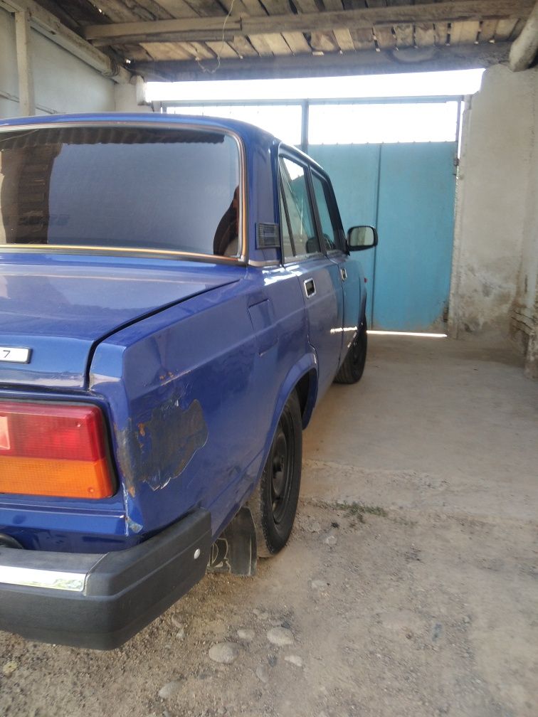 Vaz 2107 Sotiladi