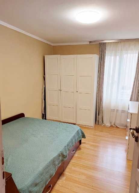 Продава се Тристаен апартамент в София, Център - 67 кв.м за 2515 €/кв.м - Снимка #2
