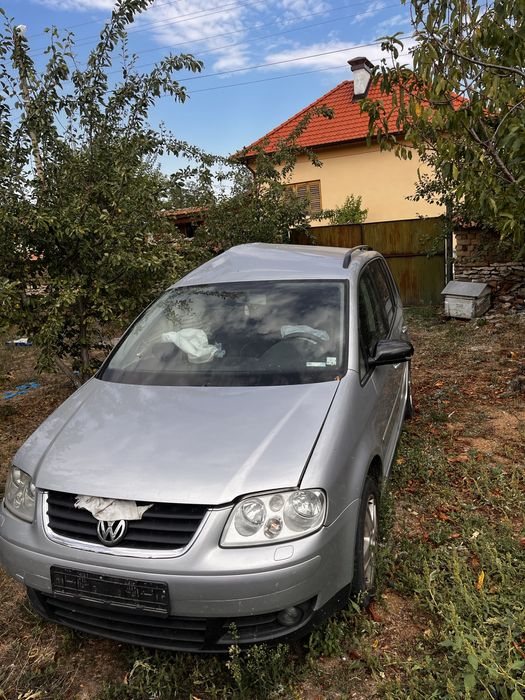 Фолксваген  туран,на части 2000,136кс