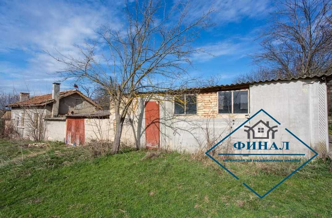 Продава се Къща в с. Мадара, Област Шумен - 70 кв.м за 474 €/кв.м - Снимка #2