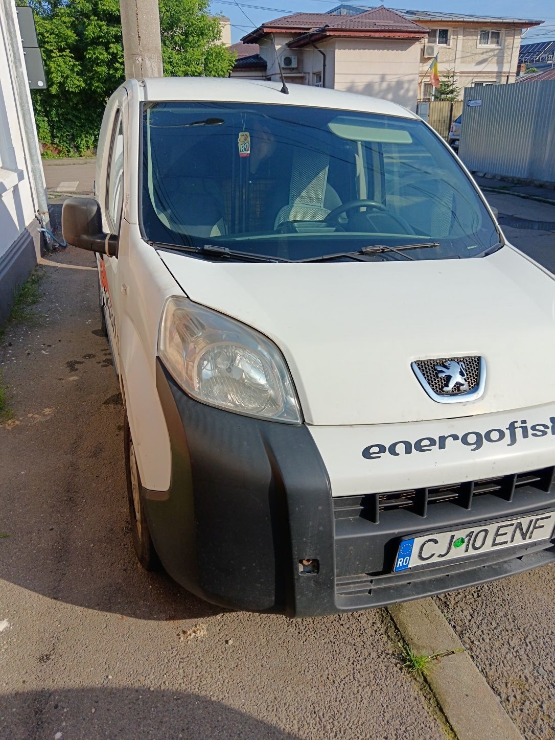 Vând Peugeot bipper