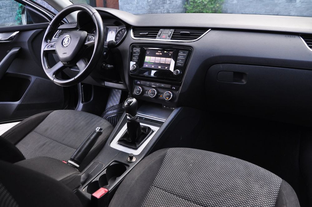 Vând Skoda Octavia 2015