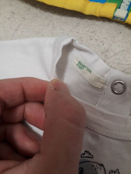 Нови дрешки Benetton за бебе 0-3 мес.