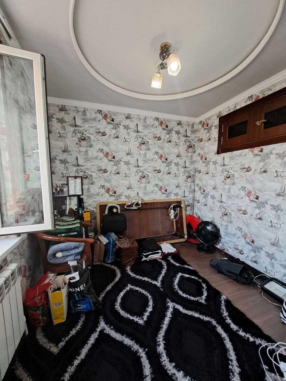 3х комнатная квартира на 4 этаже 96кв/м, в Самарканде
