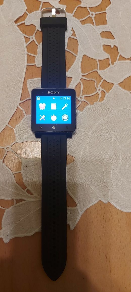 Smartwatch Sony folosit,stare bună