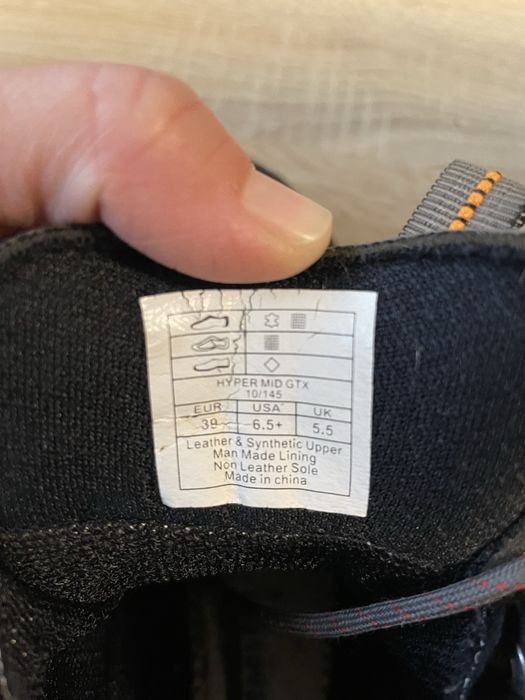 Bocanci La Sportiva Hyper Mid GTX – mărimea 39