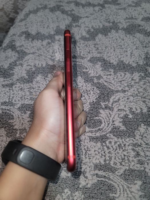 Iphone se 2020  holati ortacha