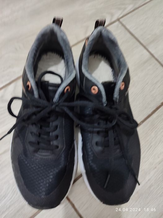 Adidași esprit 38