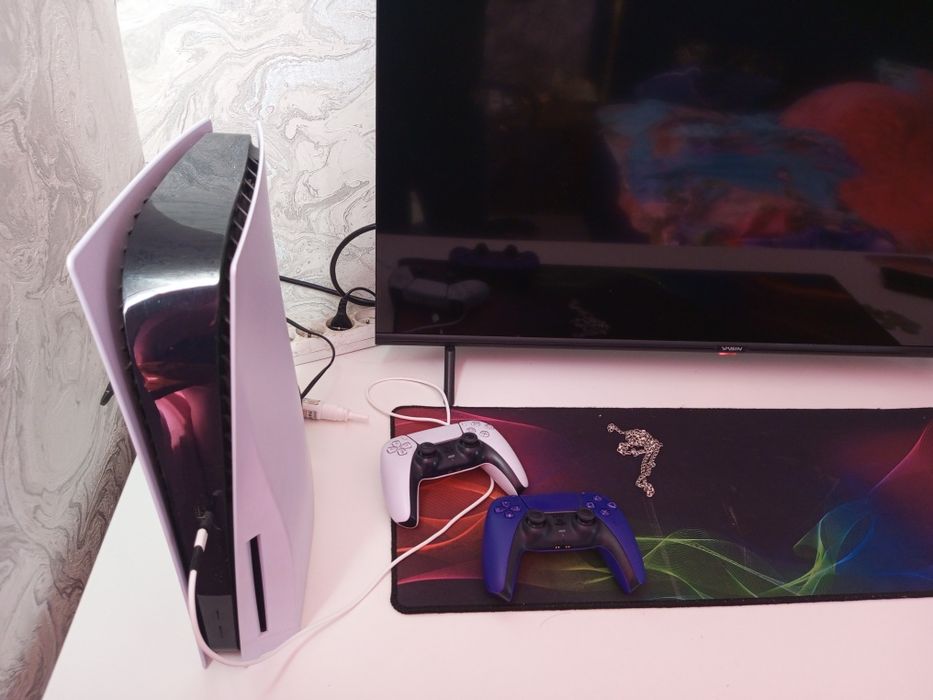 Продам ps5 в идеальном состоянии