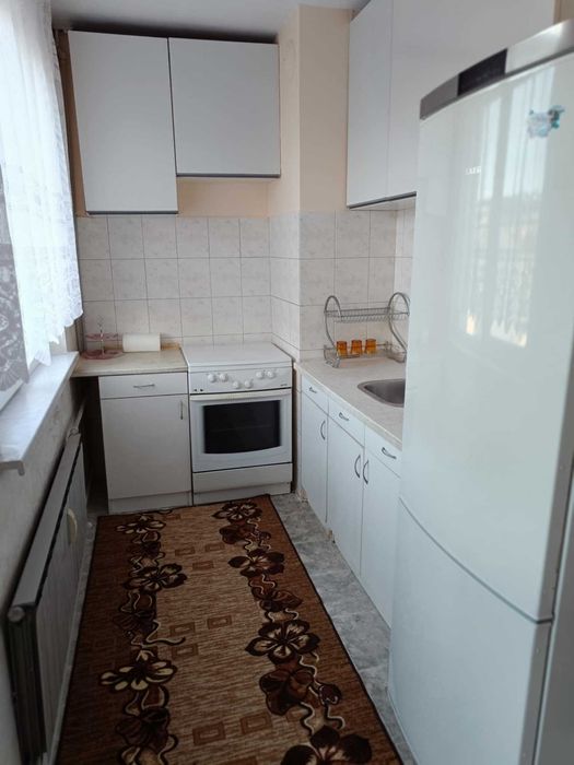 Дава се под наем Тристаен апартамент в Варна, Възраждане 1 - 90 кв.м за 600 € - Снимка #7