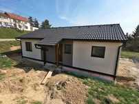 Case pe structura metalica