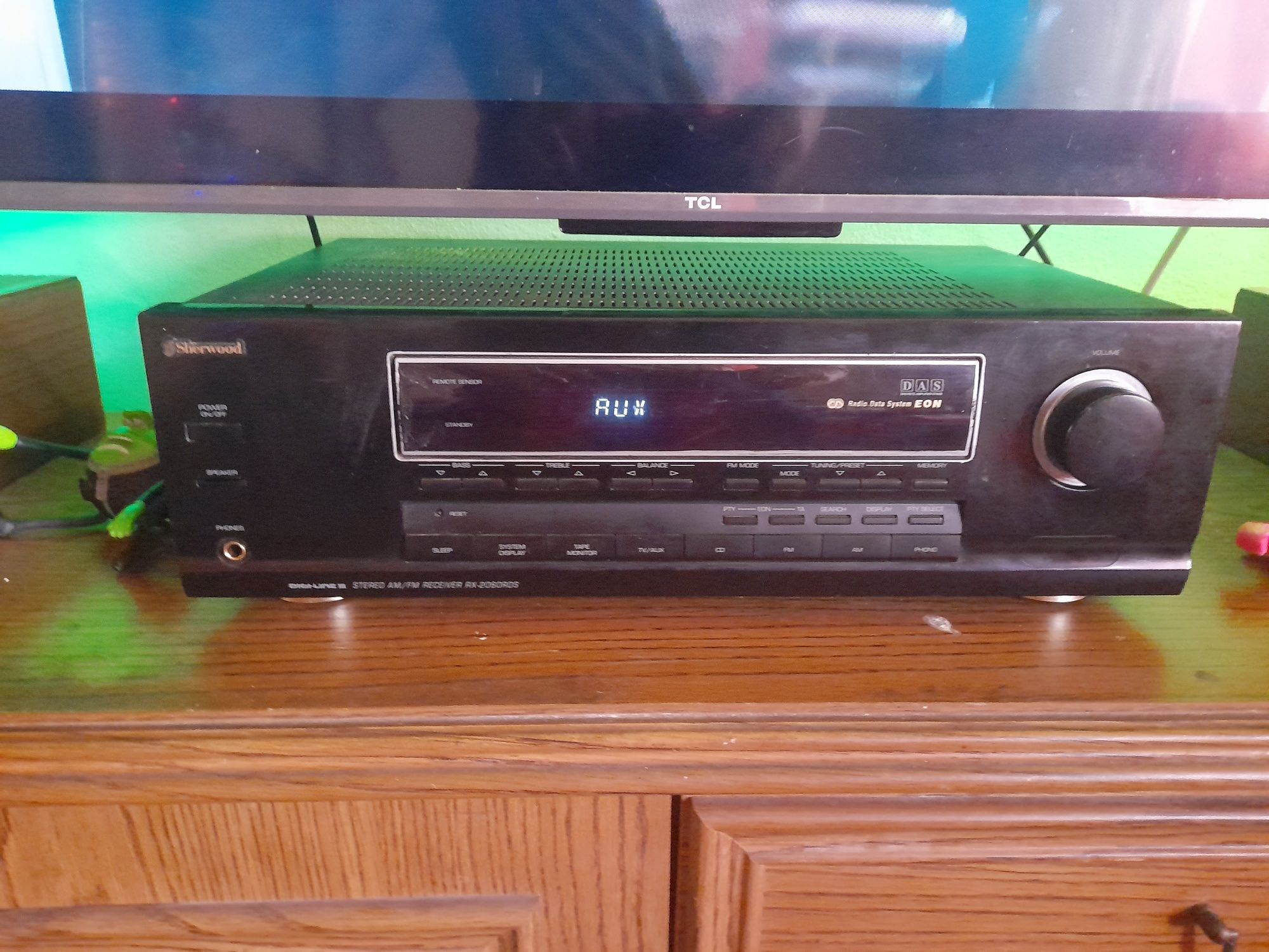 Vând amplituner Sherwood 2x50w