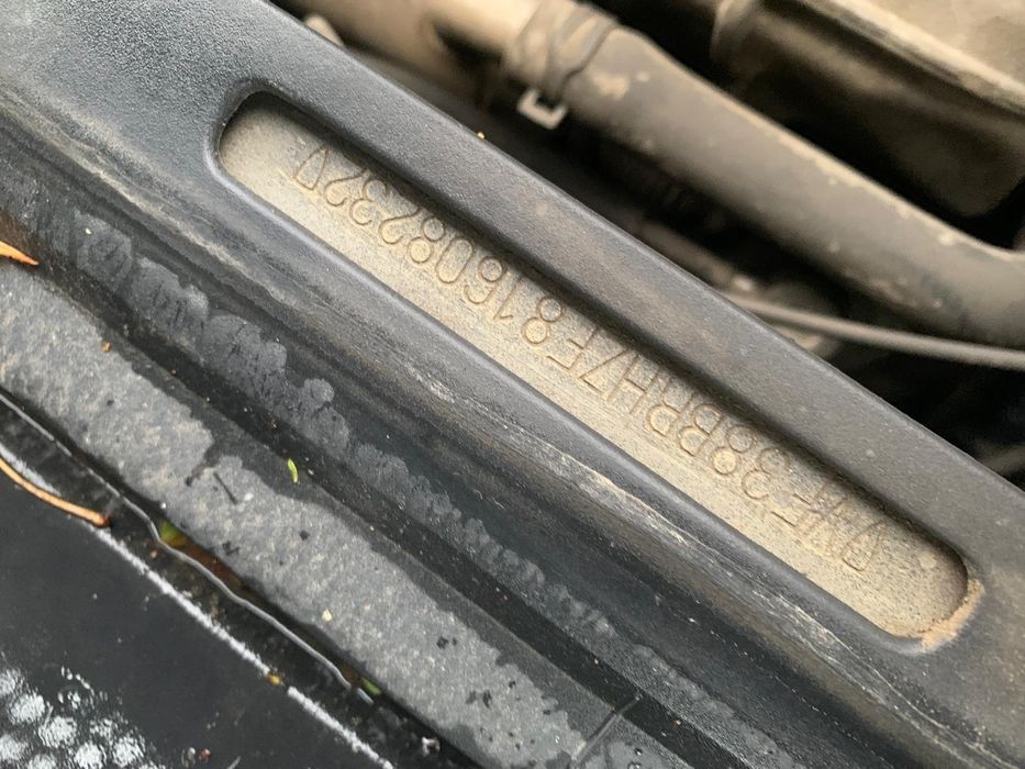 Dezmrmbrez sau o vând întreagă