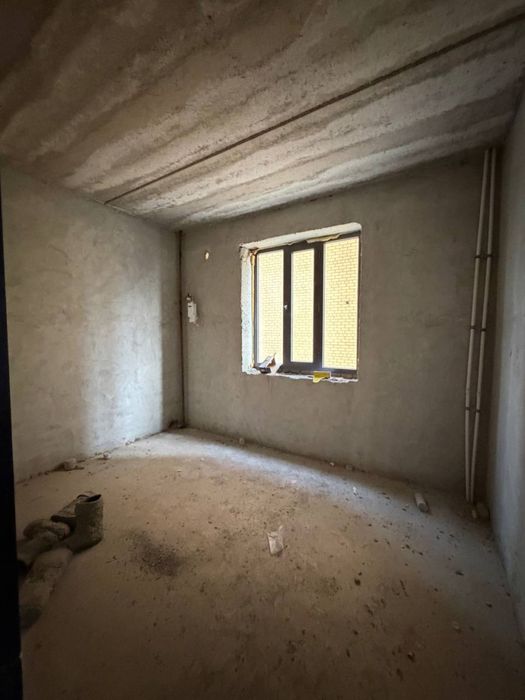 Сотилади! 2-Қаватли Каробка Квартира – Кармана Ситида