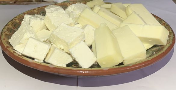 Домашно сирене и кашкавал
