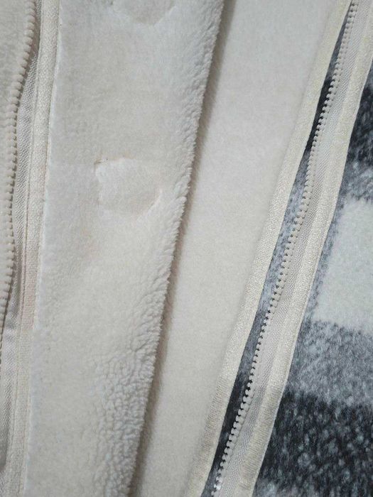 Стильное зимнее пальто на мальчика или девочку и шарф кашемир