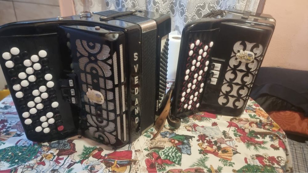 armonica am 2 aduse din danemarca