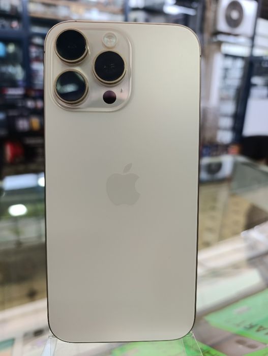 Apple 16 pro max 1 tr