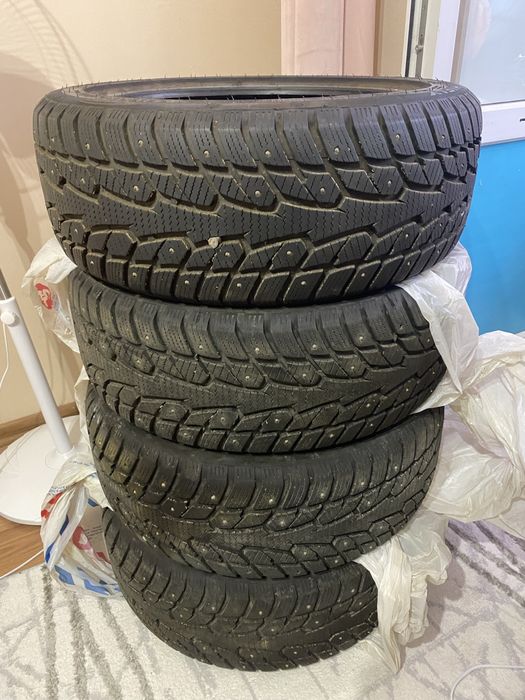 Шипованная резина 235/45/R18