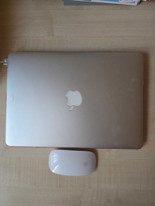 Лаптоп Apple MacBook Air 13" 2019