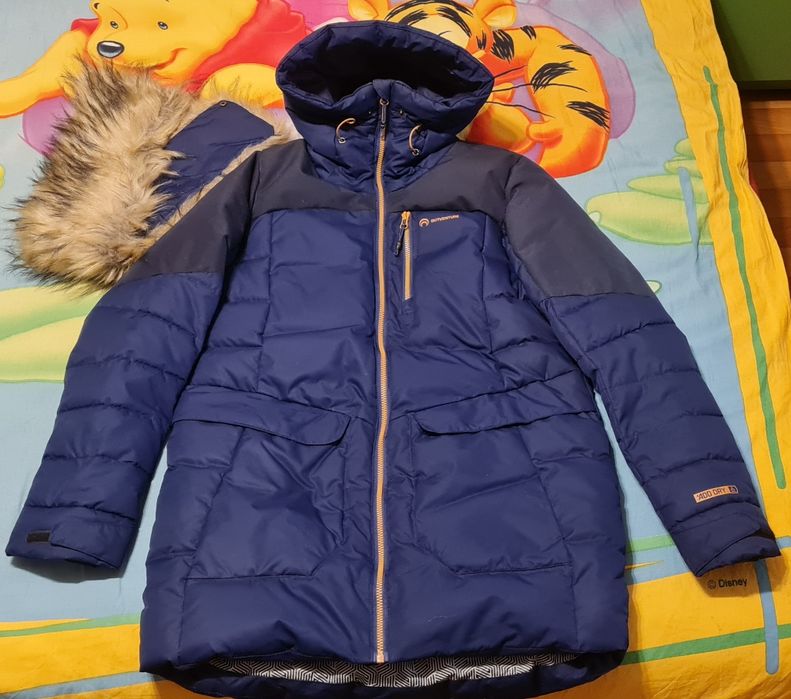 Фирменная зимняя куртка пуховик