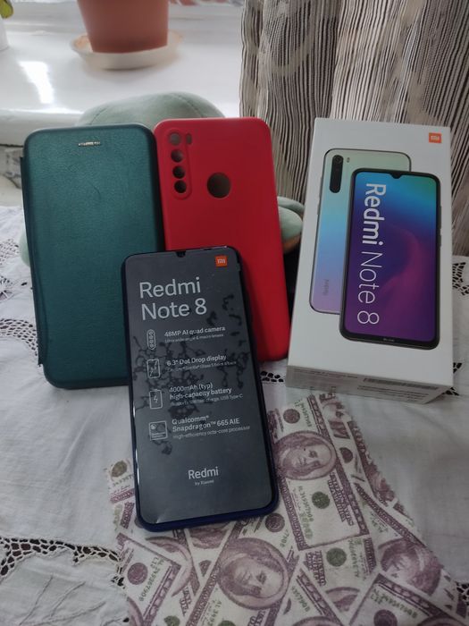 Продам телефон срочно